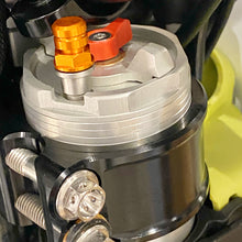 Load image into Gallery viewer, Fork Air Bleeders