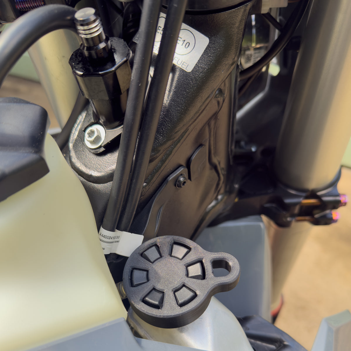 Radiator Cap Removal Tool