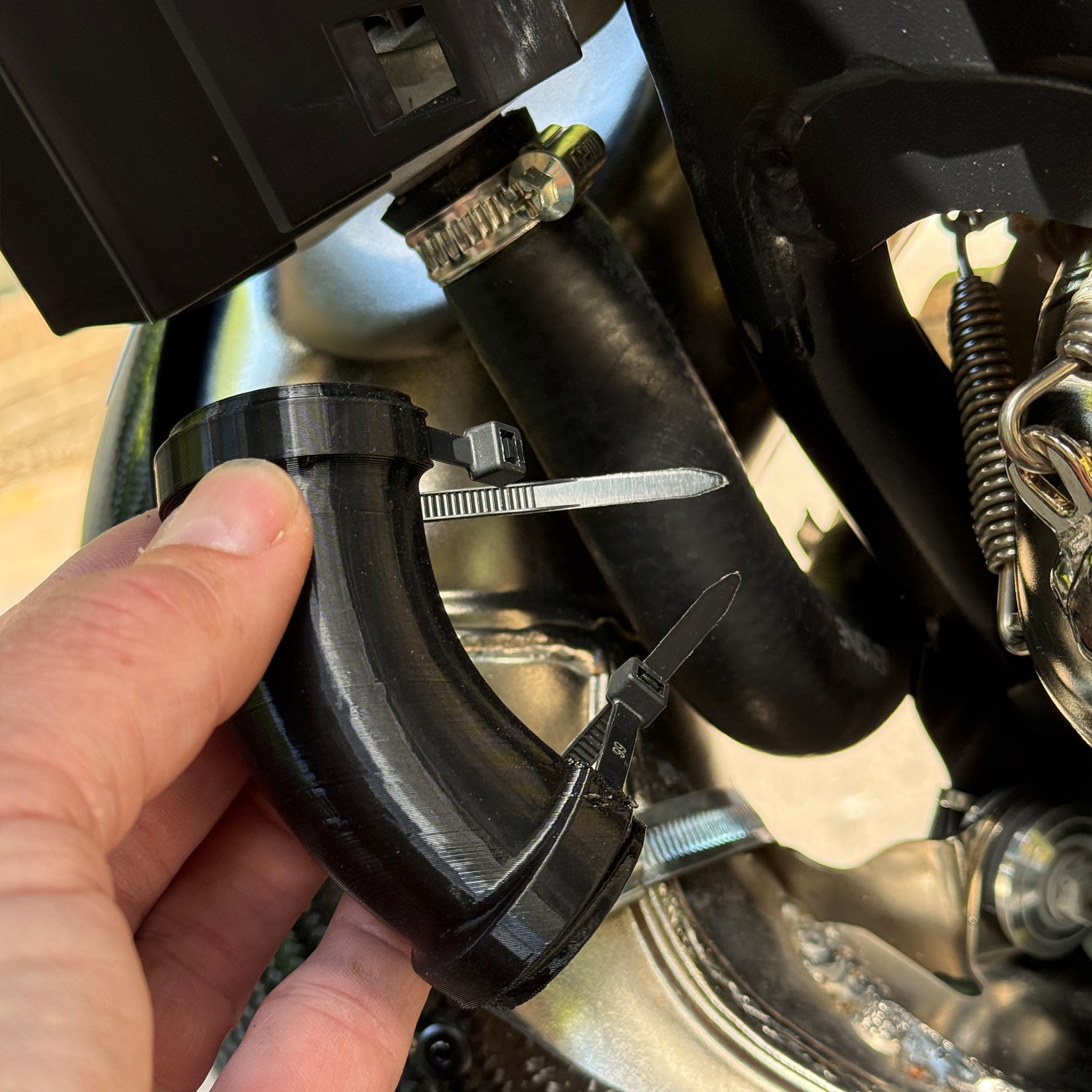 radiator-hose-protector